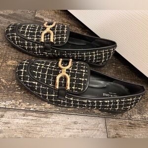 Women's Kenneth Cole Black and Gold Loafers